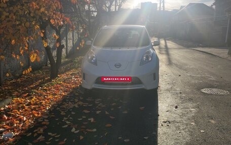 Nissan Leaf I, 2014 год, 1 090 000 рублей, 3 фотография