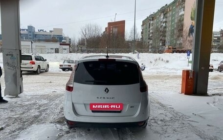 Renault Scenic III, 2010 год, 868 000 рублей, 7 фотография