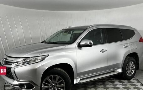 Mitsubishi Pajero Sport III рестайлинг, 2018 год, 2 930 000 рублей, 1 фотография