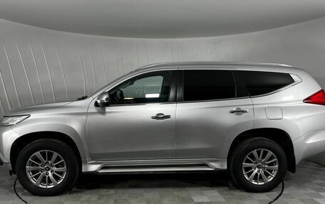 Mitsubishi Pajero Sport III рестайлинг, 2018 год, 2 930 000 рублей, 8 фотография