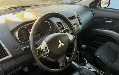 Mitsubishi Outlander III рестайлинг 3, 2008 год, 1 150 000 рублей, 12 фотография