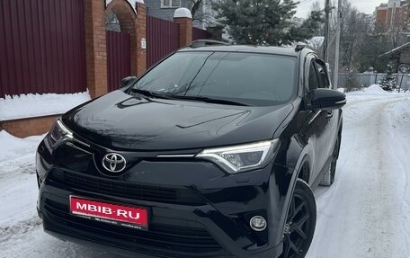 Toyota RAV4, 2019 год, 3 100 000 рублей, 1 фотография