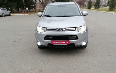 Mitsubishi Outlander III рестайлинг 3, 2012 год, 1 660 000 рублей, 1 фотография