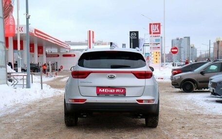 KIA Sportage IV рестайлинг, 2018 год, 2 370 000 рублей, 6 фотография