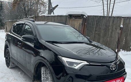 Toyota RAV4, 2019 год, 3 100 000 рублей, 2 фотография