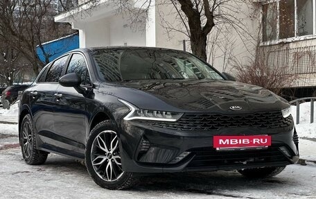 KIA K5, 2021 год, 2 450 000 рублей, 10 фотография