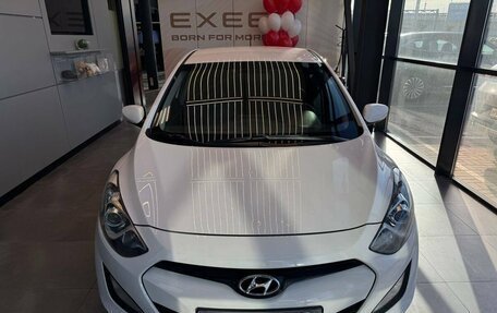 Hyundai i30 II рестайлинг, 2013 год, 1 190 000 рублей, 2 фотография