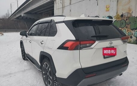 Toyota RAV4, 2020 год, 3 900 000 рублей, 7 фотография