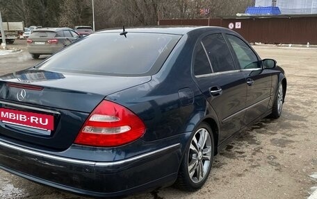 Mercedes-Benz E-Класс, 2003 год, 535 000 рублей, 4 фотография