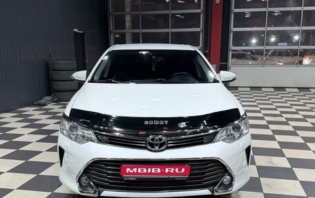 Toyota Camry, 2015 год, 2 300 000 рублей, 1 фотография