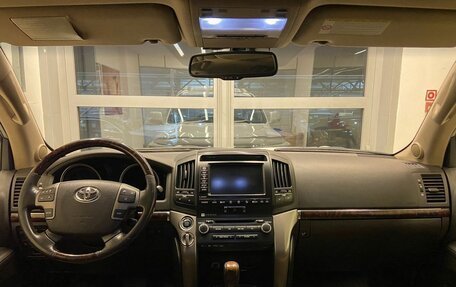 Toyota Land Cruiser 200, 2011 год, 3 770 000 рублей, 12 фотография