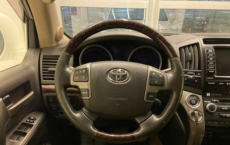 Toyota Land Cruiser 200, 2011 год, 3 770 000 рублей, 11 фотография