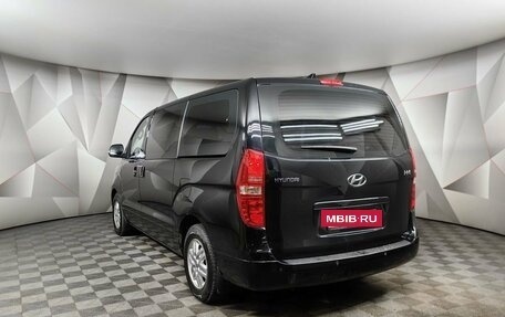 Hyundai H-1 II рестайлинг, 2018 год, 2 885 000 рублей, 4 фотография