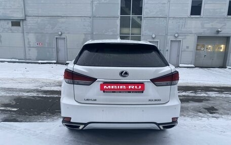 Lexus RX IV рестайлинг, 2019 год, 5 195 000 рублей, 4 фотография