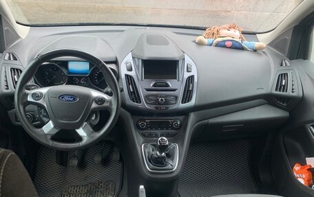 Ford Tourneo Connect II рестайлинг, 2018 год, 1 750 000 рублей, 9 фотография