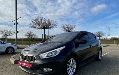 KIA cee'd III, 2014 год, 940 000 рублей, 2 фотография