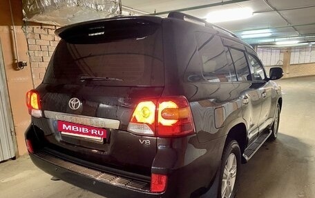 Toyota Land Cruiser 200, 2013 год, 7 000 000 рублей, 4 фотография