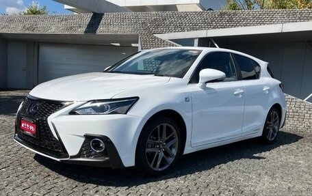 Lexus CT I рестайлинг, 2021 год, 1 550 000 рублей, 1 фотография