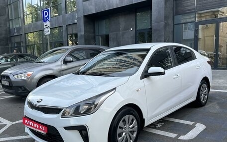 KIA Rio IV, 2019 год, 1 690 000 рублей, 10 фотография