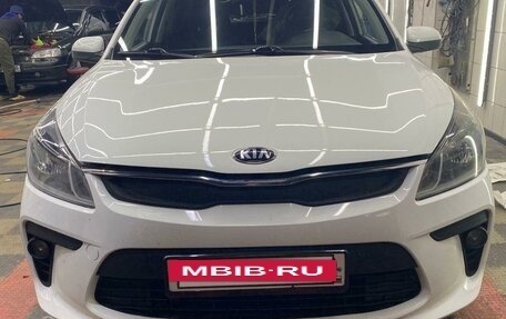 KIA Rio IV, 2018 год, 1 200 000 рублей, 4 фотография