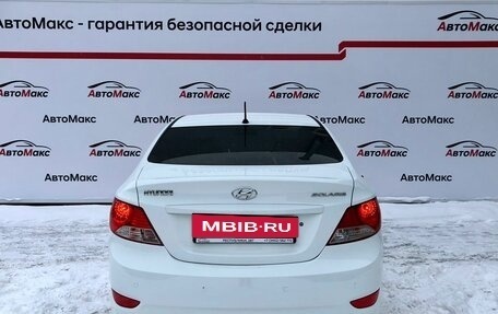 Hyundai Solaris II рестайлинг, 2013 год, 820 000 рублей, 3 фотография