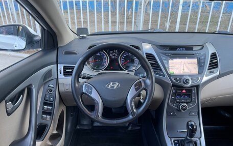 Hyundai Elantra V, 2015 год, 1 380 000 рублей, 22 фотография