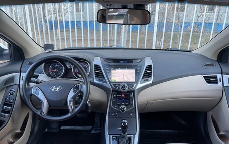 Hyundai Elantra V, 2015 год, 1 380 000 рублей, 21 фотография