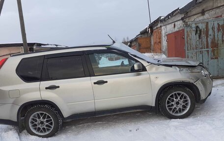 Nissan X-Trail, 2011 год, 650 000 рублей, 4 фотография