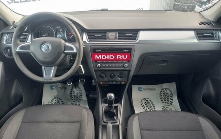 Skoda Rapid I, 2015 год, 831 200 рублей, 17 фотография