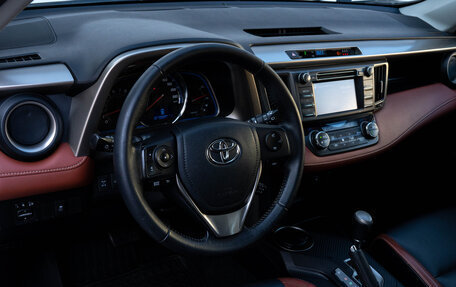 Toyota RAV4, 2013 год, 1 699 000 рублей, 14 фотография