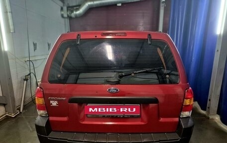 Ford Escape II, 2005 год, 580 000 рублей, 7 фотография