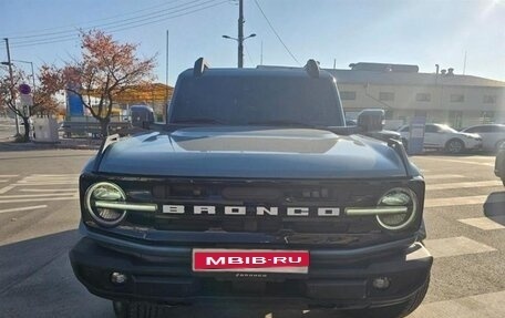 Ford Bronco, 2022 год, 5 500 000 рублей, 2 фотография