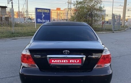 Toyota Camry V40, 2003 год, 680 000 рублей, 3 фотография