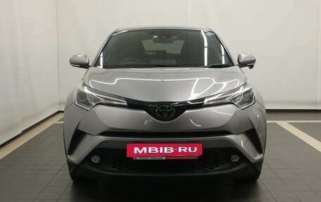 Toyota C-HR I рестайлинг, 2018 год, 2 215 000 рублей, 8 фотография