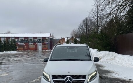 Mercedes-Benz V-Класс, 2019 год, 5 245 000 рублей, 2 фотография