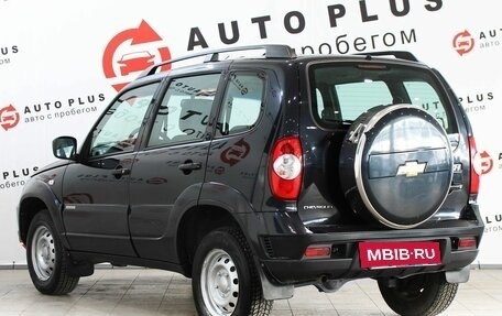 Chevrolet Niva I рестайлинг, 2015 год, 799 000 рублей, 4 фотография