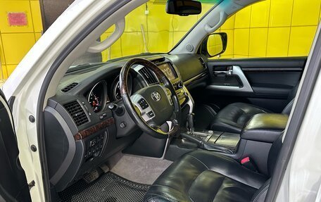 Toyota Land Cruiser 200, 2012 год, 3 770 000 рублей, 13 фотография