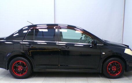 Nissan Tiida, 2010 год, 850 000 рублей, 9 фотография