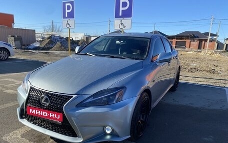 Lexus IS II рестайлинг 2, 2006 год, 1 700 000 рублей, 2 фотография