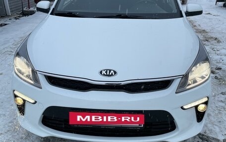 KIA Rio IV, 2019 год, 1 700 000 рублей, 2 фотография