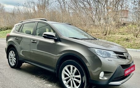 Toyota RAV4, 2013 год, 2 450 000 рублей, 3 фотография