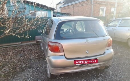 Toyota Vitz, 2000 год, 230 000 рублей, 4 фотография