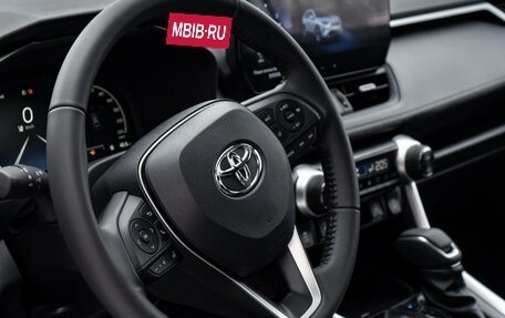 Toyota RAV4, 2024 год, 4 890 000 рублей, 20 фотография