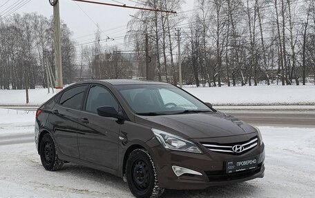 Hyundai Solaris II рестайлинг, 2014 год, 860 000 рублей, 3 фотография