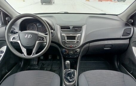 Hyundai Solaris II рестайлинг, 2014 год, 860 000 рублей, 17 фотография