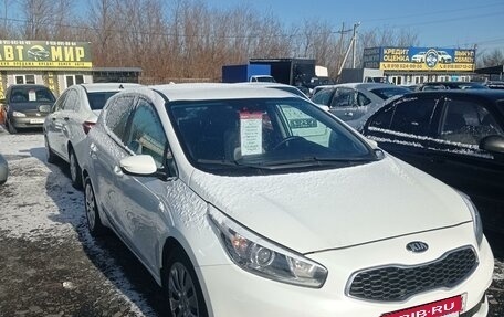 KIA cee'd III, 2017 год, 1 355 000 рублей, 2 фотография