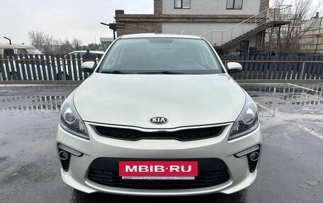 KIA Rio IV, 2018 год, 1 609 900 рублей, 2 фотография