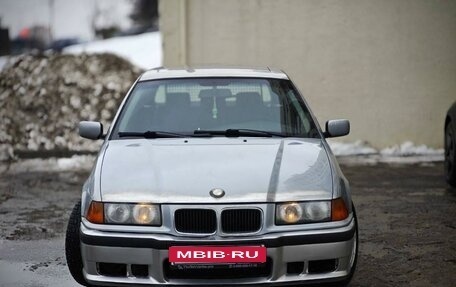 BMW 3 серия, 1997 год, 580 000 рублей, 1 фотография