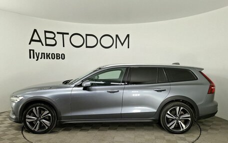 Volvo V60 Cross Country II, 2020 год, 3 799 000 рублей, 2 фотография