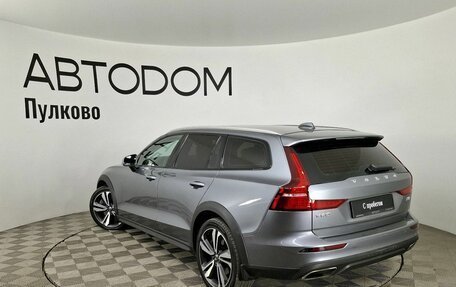 Volvo V60 Cross Country II, 2020 год, 3 799 000 рублей, 3 фотография